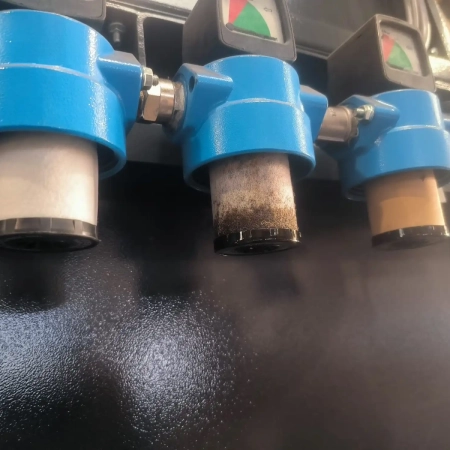 Tratare aer comprimat – baterie de filtrare in 3 trepte